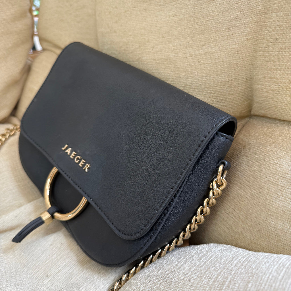 jaeger black shoulder bag 