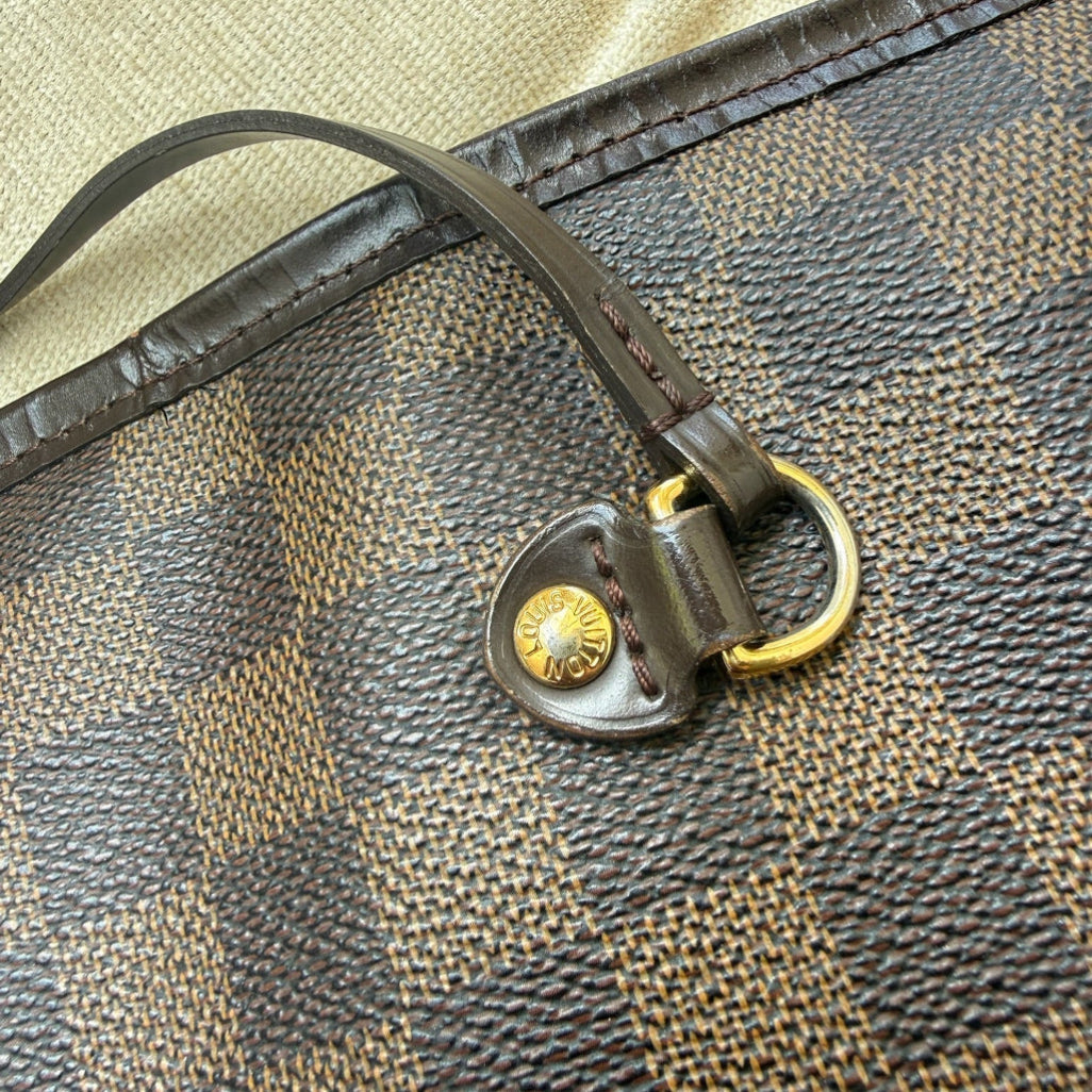 Louis Vuitton Neverfull MM Tote in Damier Ebene