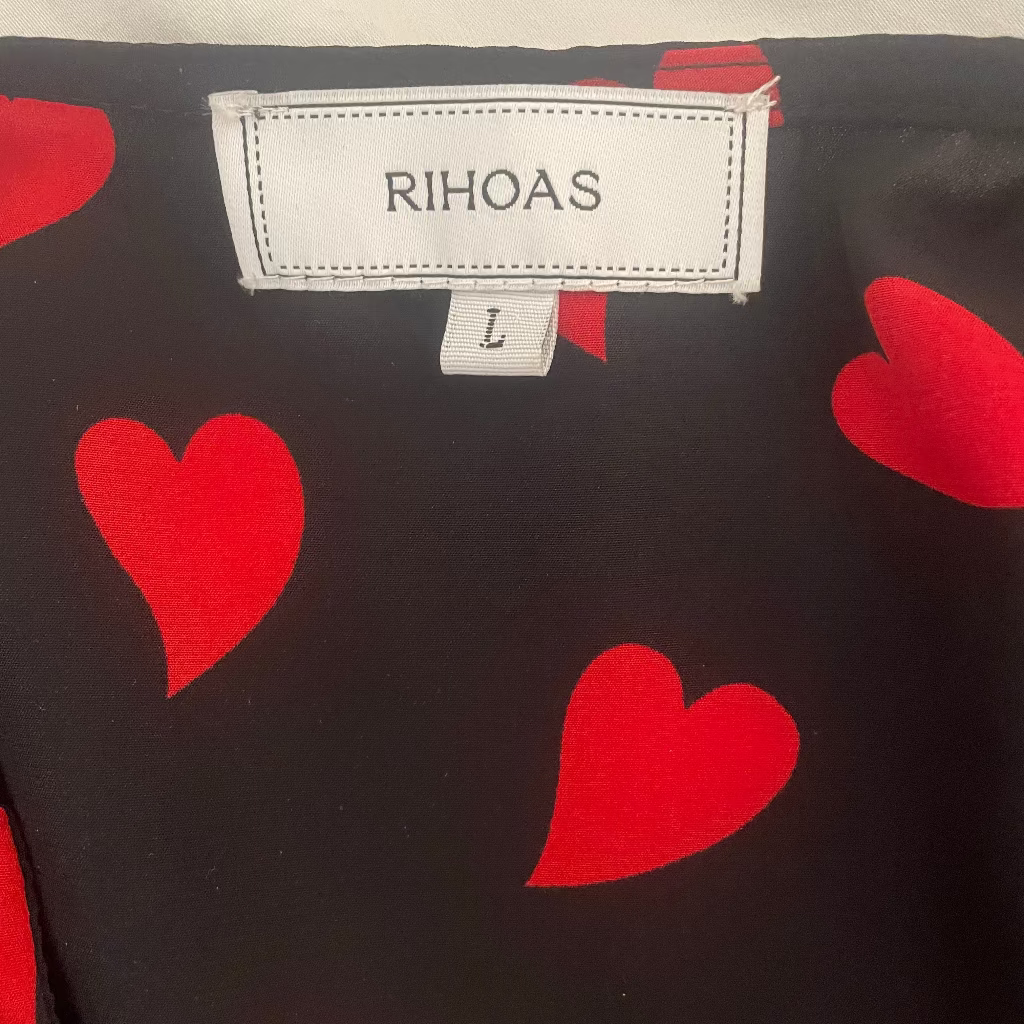 Rihoas Heart Print Wrap Midi Dress