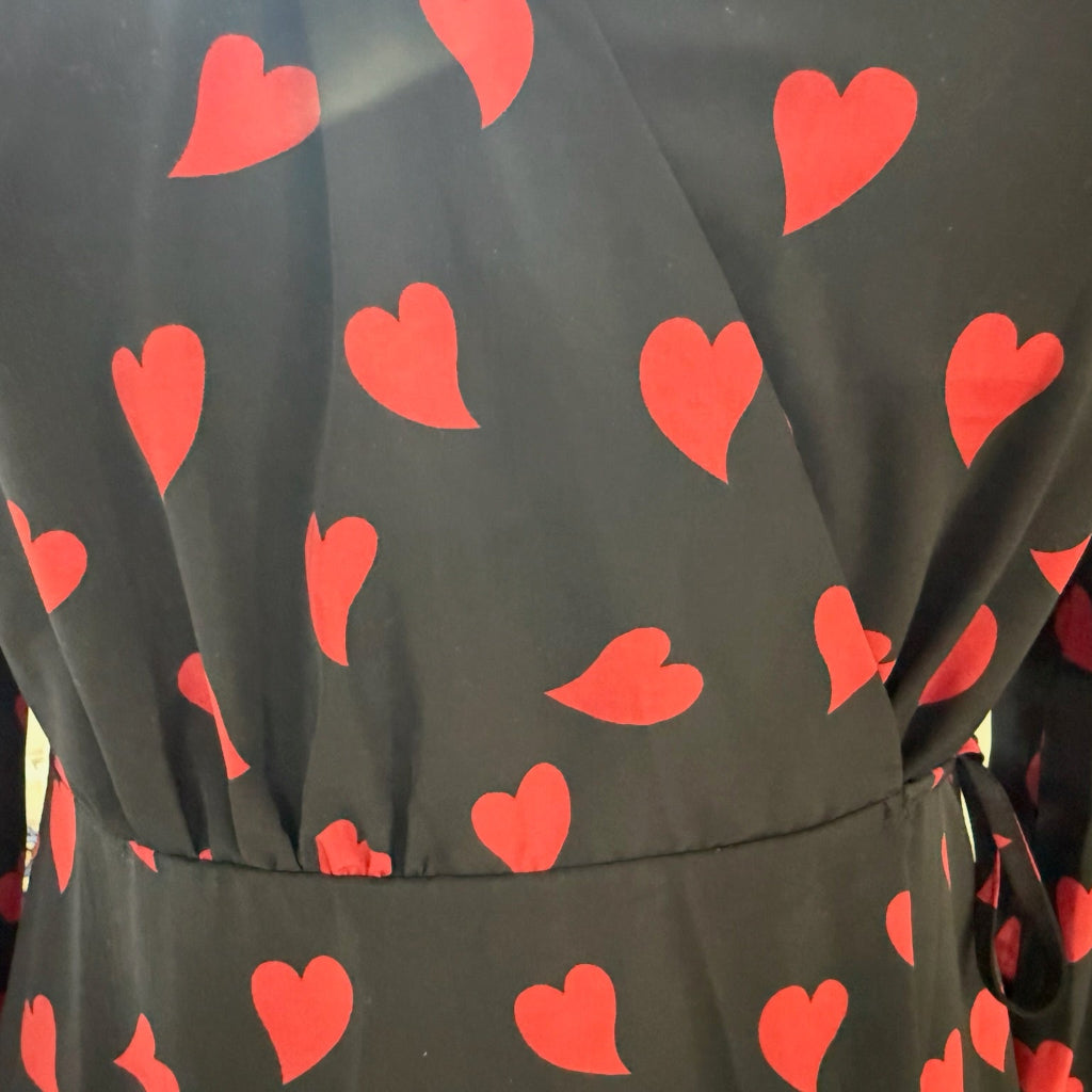 Rihoas Heart Print Wrap Midi Dress