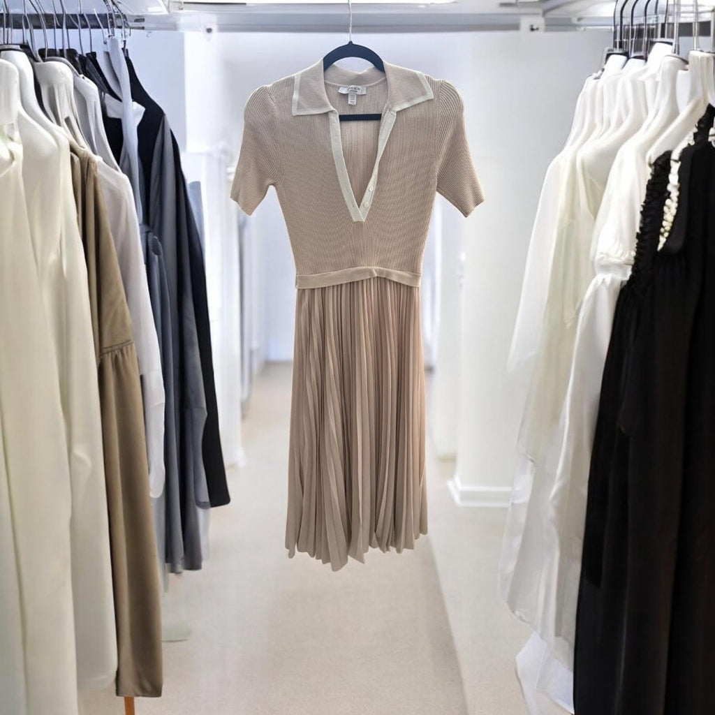 Evernew Polo Collar Pleated Midi Dress in Taupe